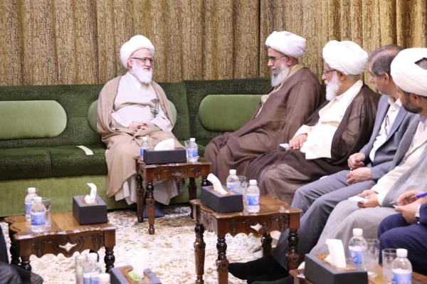 مرجع عالیقدر جناب شیخ یعقوبی کی مجمع عالمی اہل بیت (علیہم السلام) کے سربراہ سے ملاقات